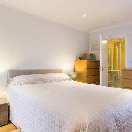 2 Bed Room Flat Near Westfield, West Londres Exterior foto