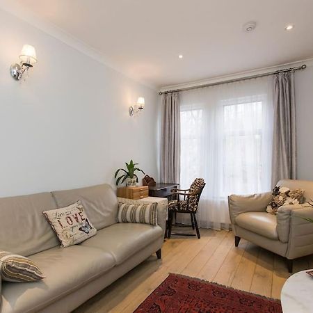 2 Bed Room Flat Near Westfield, West Londres Exterior foto